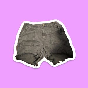 AEO AMERICAN EAGLE DENIM FRAYED SHORTS - MEDIUM